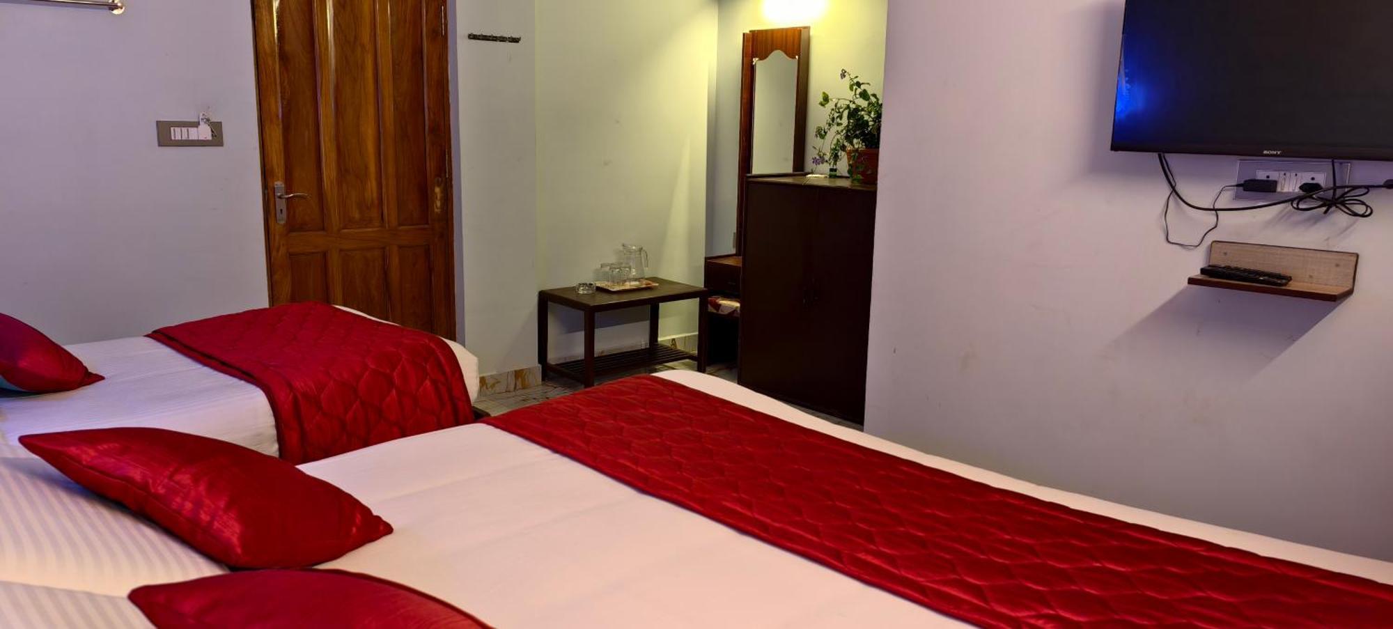 Ponmurugan Residency Kodaikanal Exterior photo